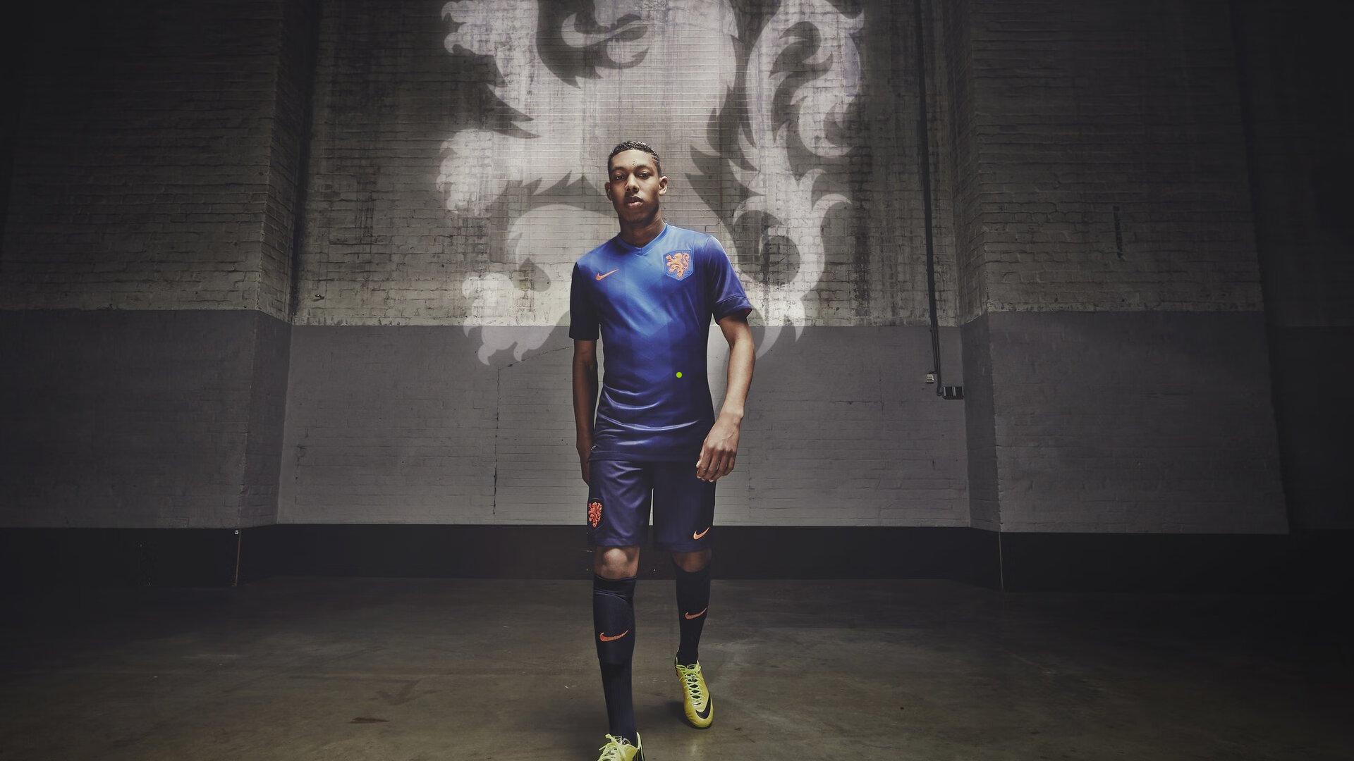 体育新闻,曼联后卫达洛特妹妹跨界乐坛,将担任英国歌手斯科特演唱会开场嘉宾