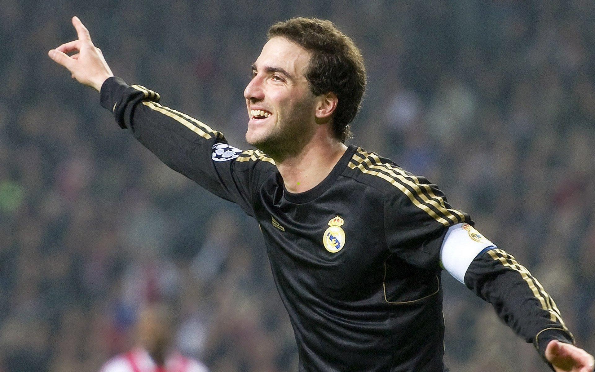 武汉长江足球俱乐部兴衰实录，两度冲超谱写辉煌，十五年后光谷命运再现